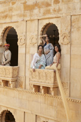 Grey Embroidered Saree3