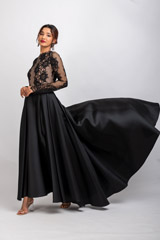 Black Slit Gown_DSC8489-Edit