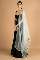 White Scallop DupattaDSC07996