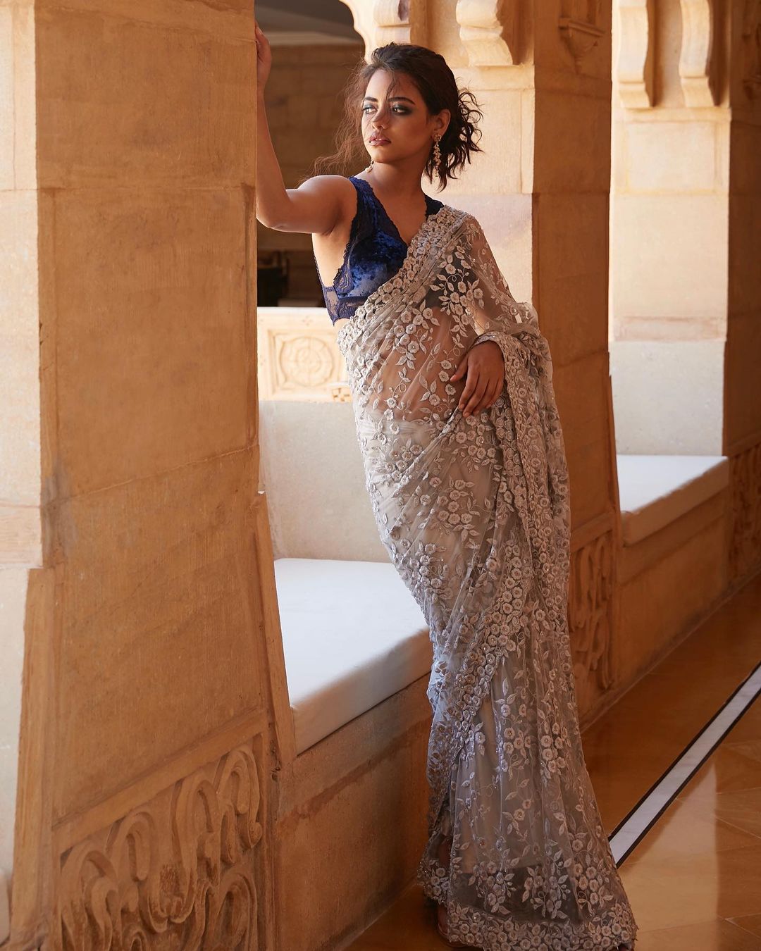 Grey Embroidered Saree5