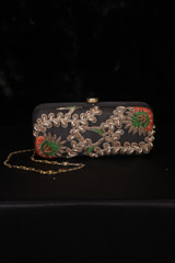 Dark Grey Parrot Clutch5217_video