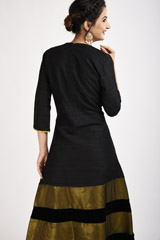 Black Aari Embroidered Gown_SUB0899