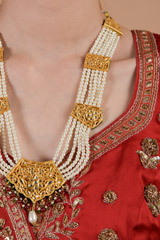 Pearl necklace_DTR3924