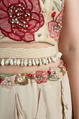 Off white poth shell beltDSC00026
