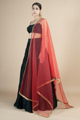 Red dupatta golden borderDSC00131