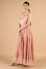 Strapless gownDSC08482