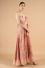 Strapless gownDSC08485