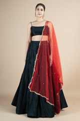 Embellished red dupattaDSC00113