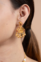 Gold Temple Necklace SetDSC08322