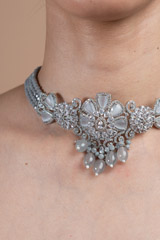 Grey Zircon Studded NecklaceDSC08779