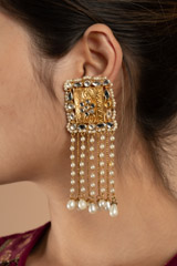 Square Stud Attached Pearl Rain Drops Earrings