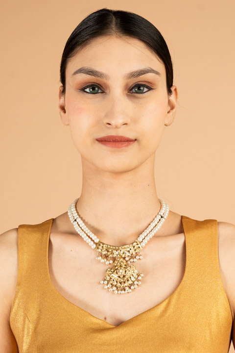 White Pearl Necklace