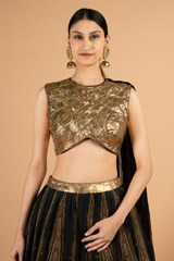 Printed skirt paired with gold blouse and detachable dupattaDSC04013