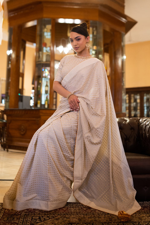Cream Foil Printed Saree