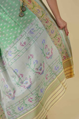 Green Ikkat Silk SareeDSC06170