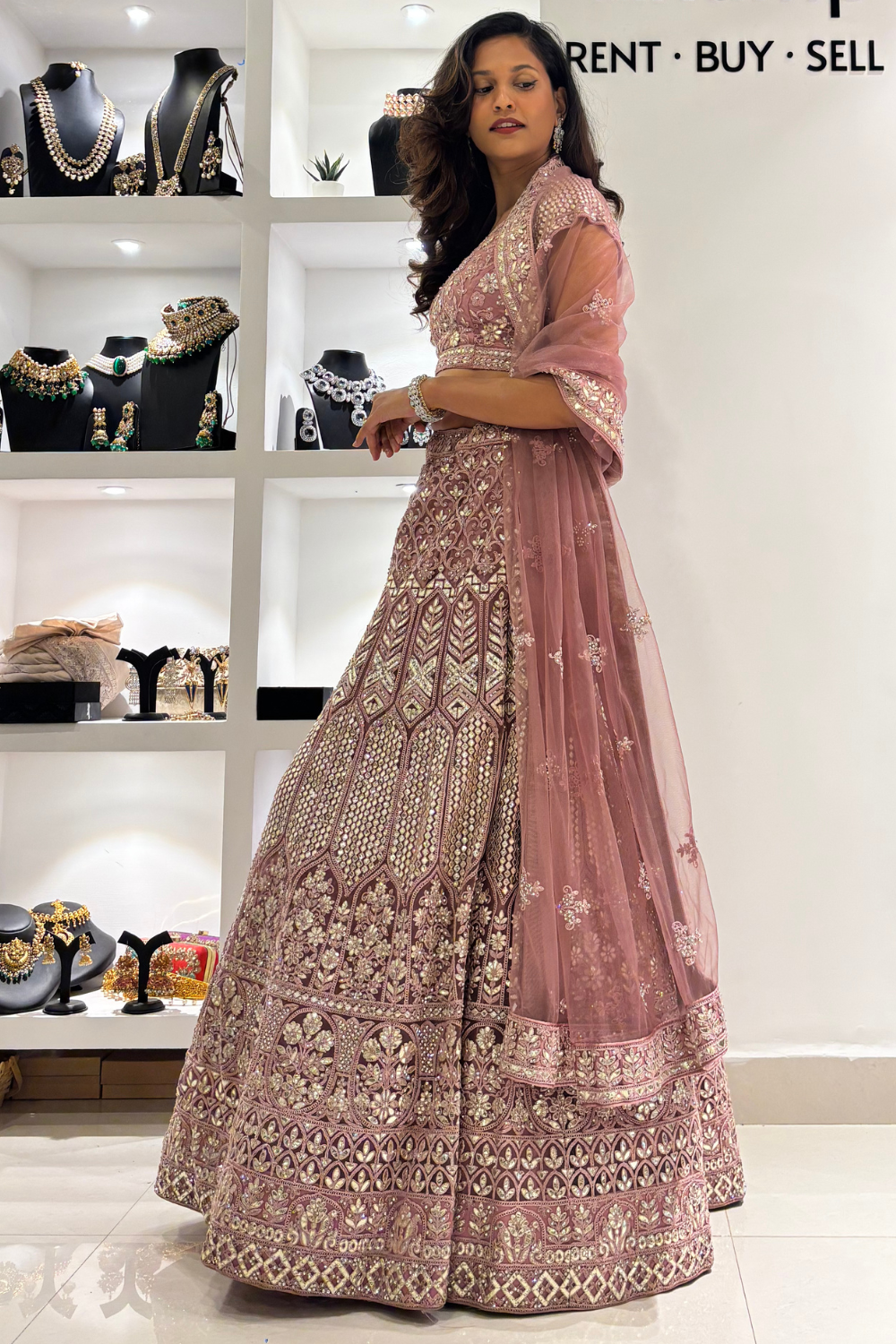 Salmon Pink Lehenga set With Silver Gotta Patti Embroidery3