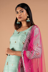 Tiffany Kurta with Organza GhararaDSC09070