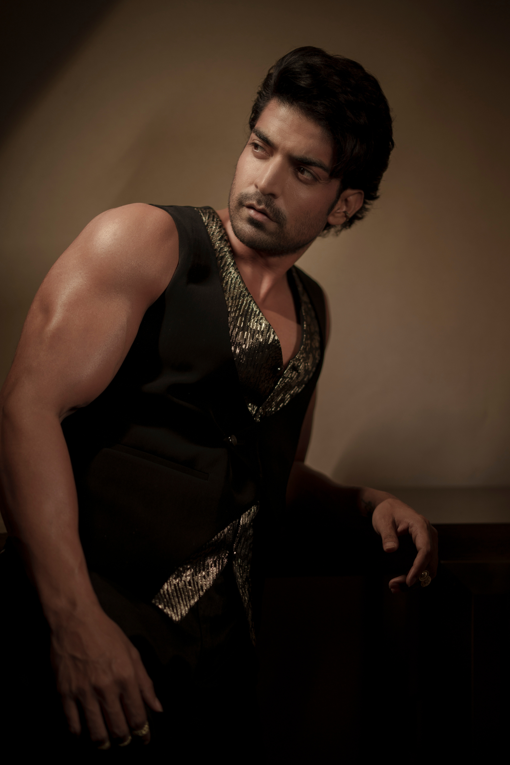 Midnight Gold Luxe Indo-Western Three-Piece Suit Set5