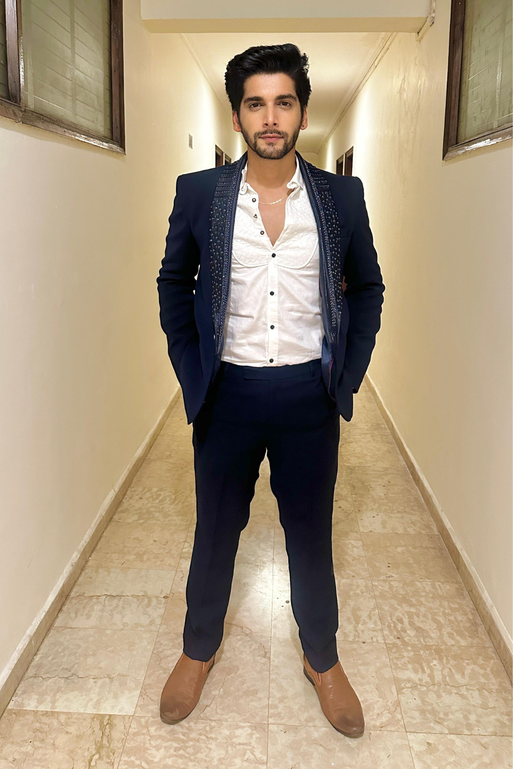 Navy Blue Suit Set With Sequins Beads Embellishment5