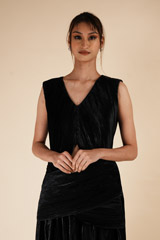 Black Pleated GownDSC08085