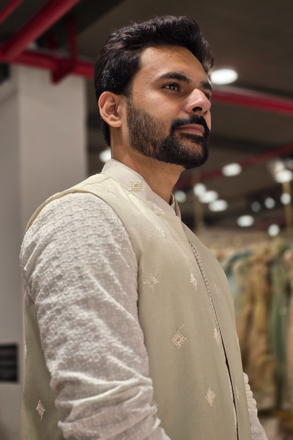 Ivory And Sage Green Ombre Sleeveless Kurta Jacket With Ivory Kurta And Pant3