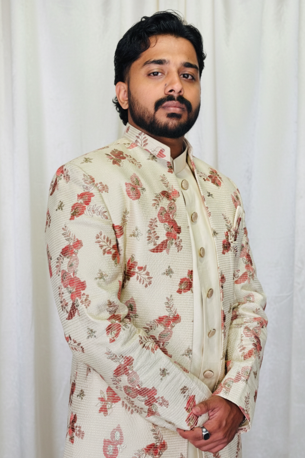 Cream Indo Western Set With Red Thread Work Embellishment