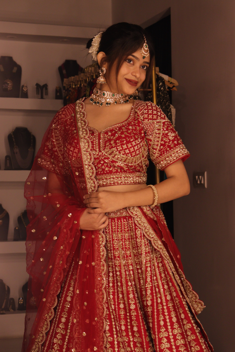 Maroon Bridal Lehenga With Zari WorkSet3