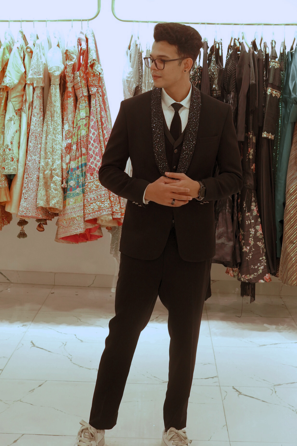 Black Three Pieces Suit Set With Sequins And Beads Embellishment