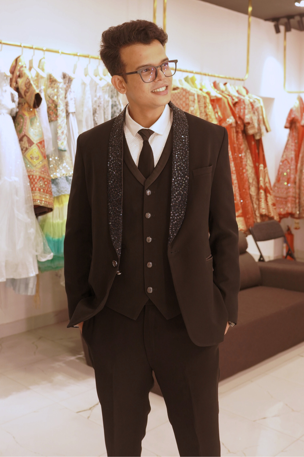 Black Three Pieces Suit Set With Sequins And Beads Embellishment9