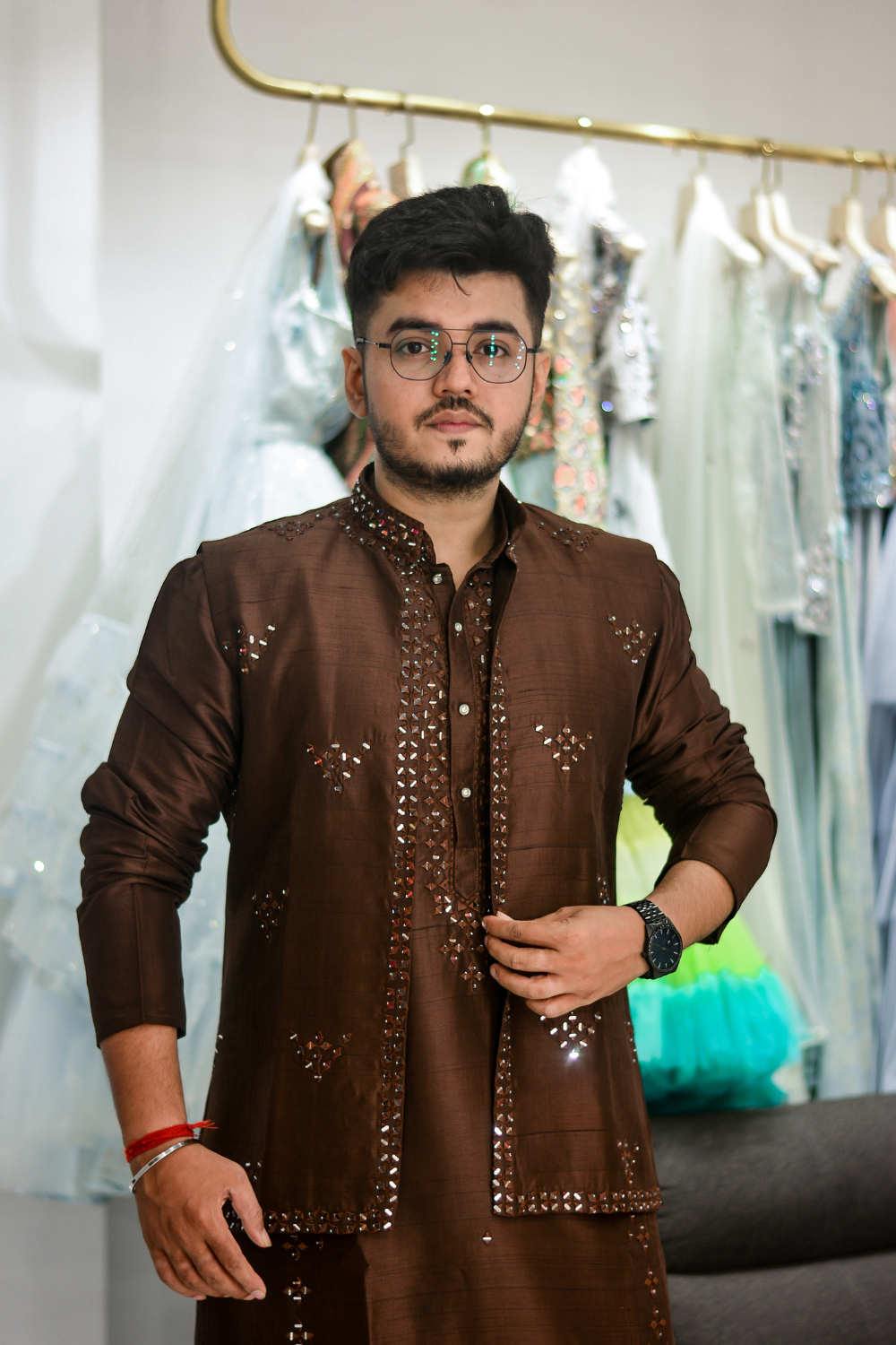 Brown Kurta Set With Mirror Work Embellishment