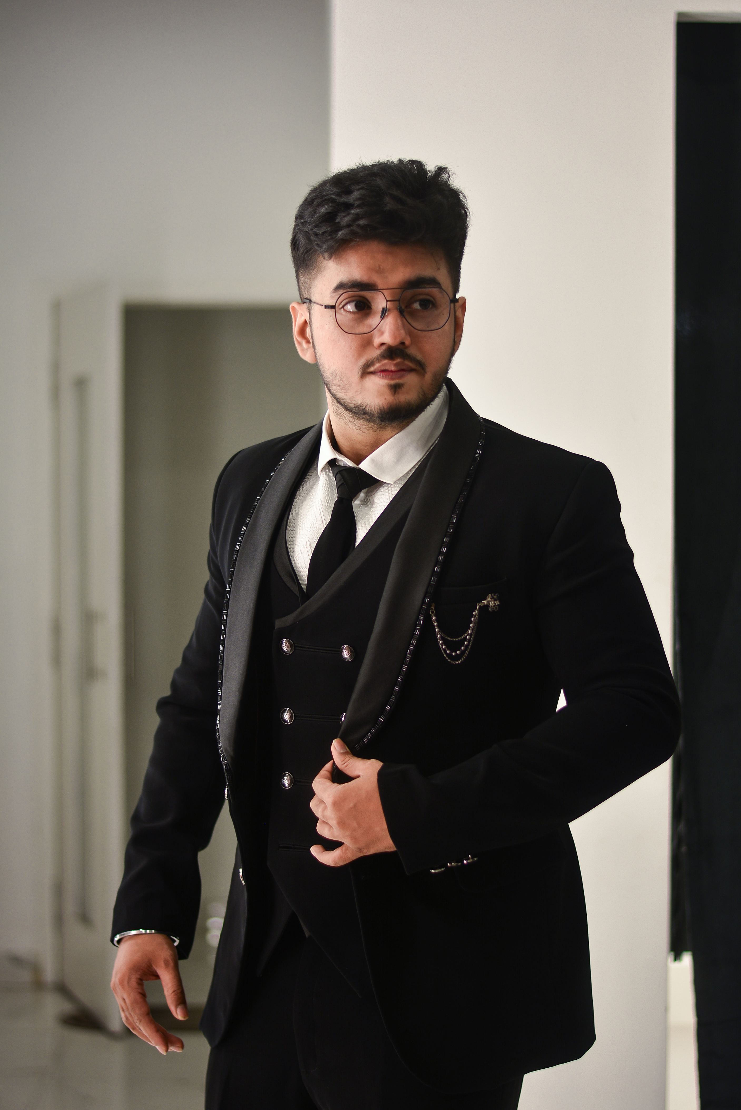 Black Five Pieces Suit With Beaded Embellishment