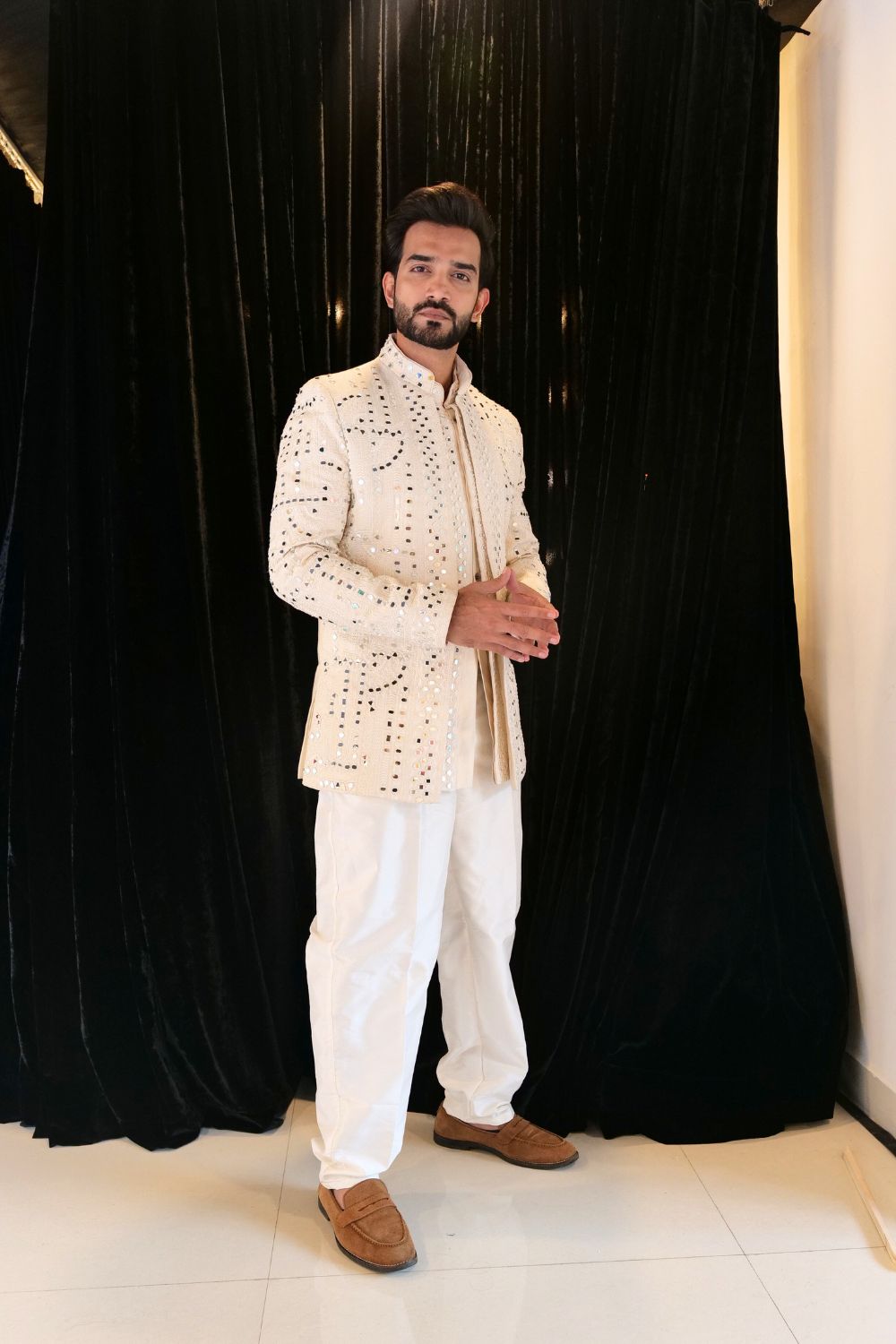 Ivory Mirrorwork Indo-Western Jacket Set4