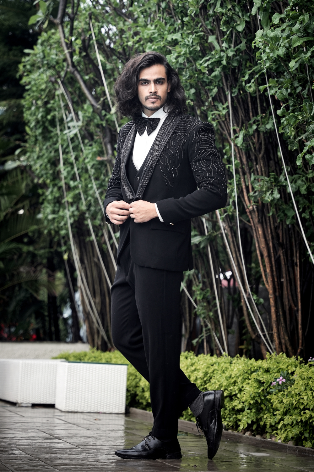 Black Tuxedo Suit With Beads Sequins Embellishment2