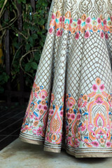 Light Grey Zardosi Lehenga5