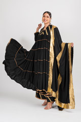 Black Anarkali Set_DSC5194-Edit