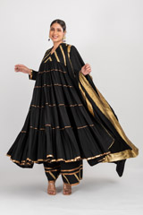 Black Anarkali Set_DSC5213-Edit