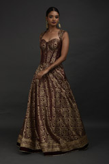 Red Brocade Gown_DSC5902